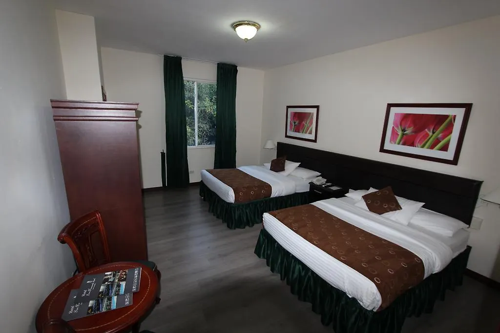 Hotel San Fernando Real Cali 4*,