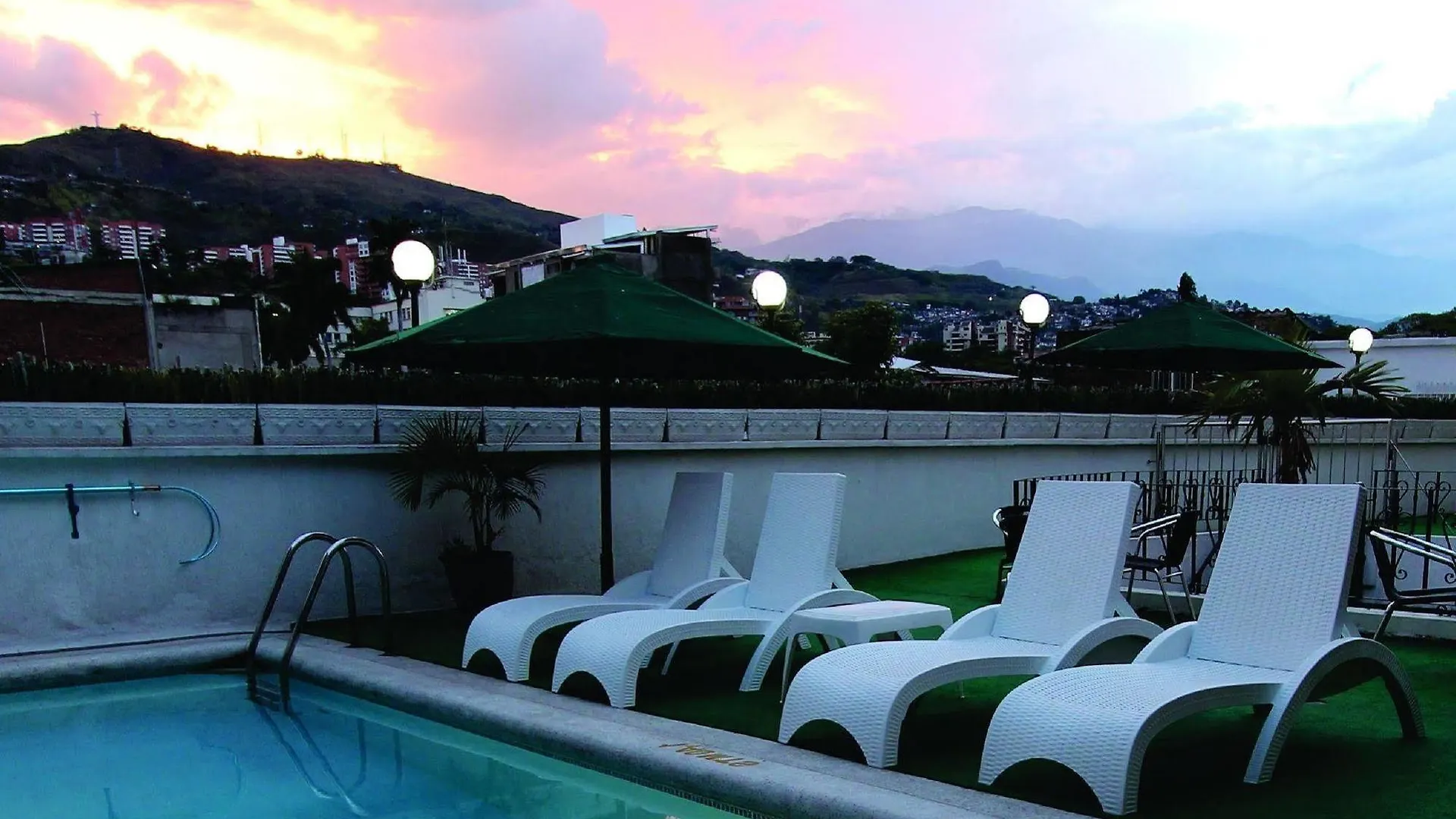 Hotel San Fernando Real Cali 4*,